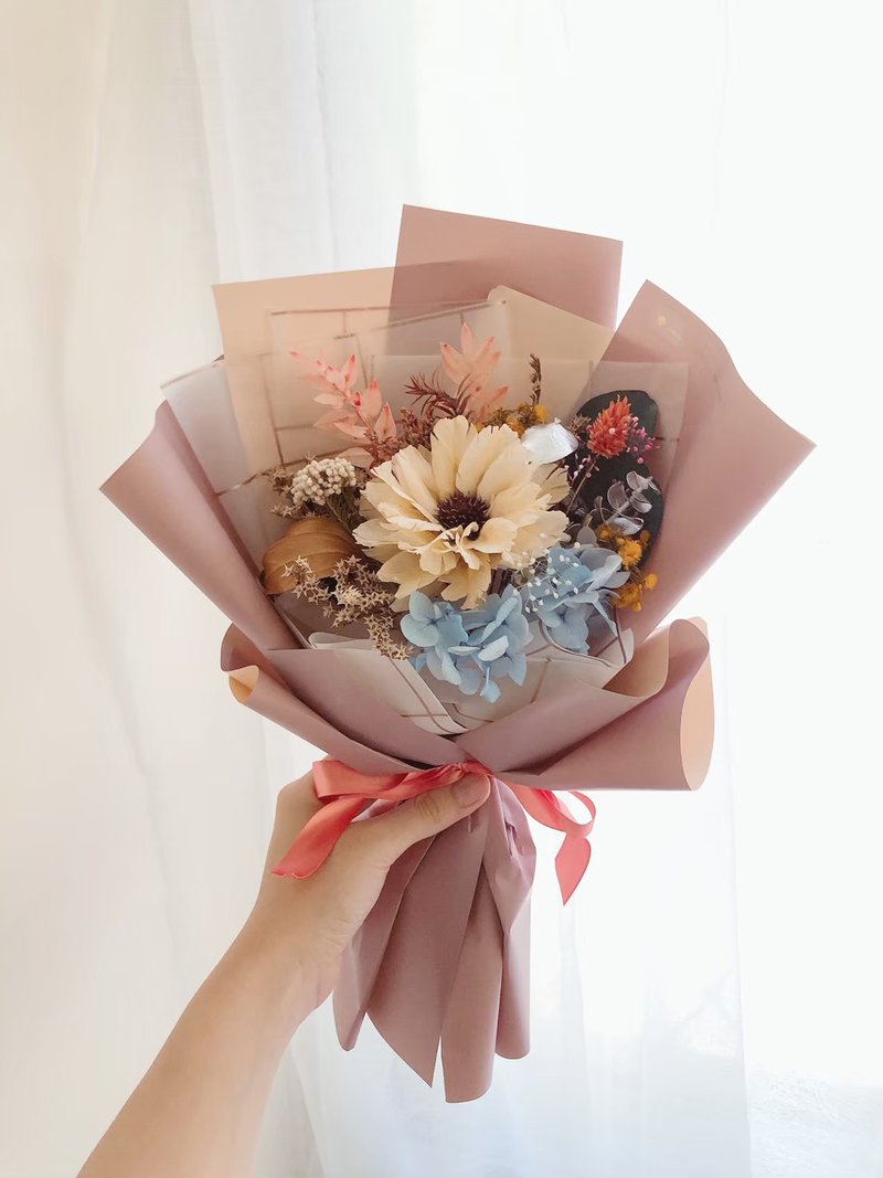 羽毛太陽花 向日葵畢業花束 畢業禮物 滿天星 乾燥花 交換禮物 - 乾燥花/永生花 - 植物．花 粉紅色