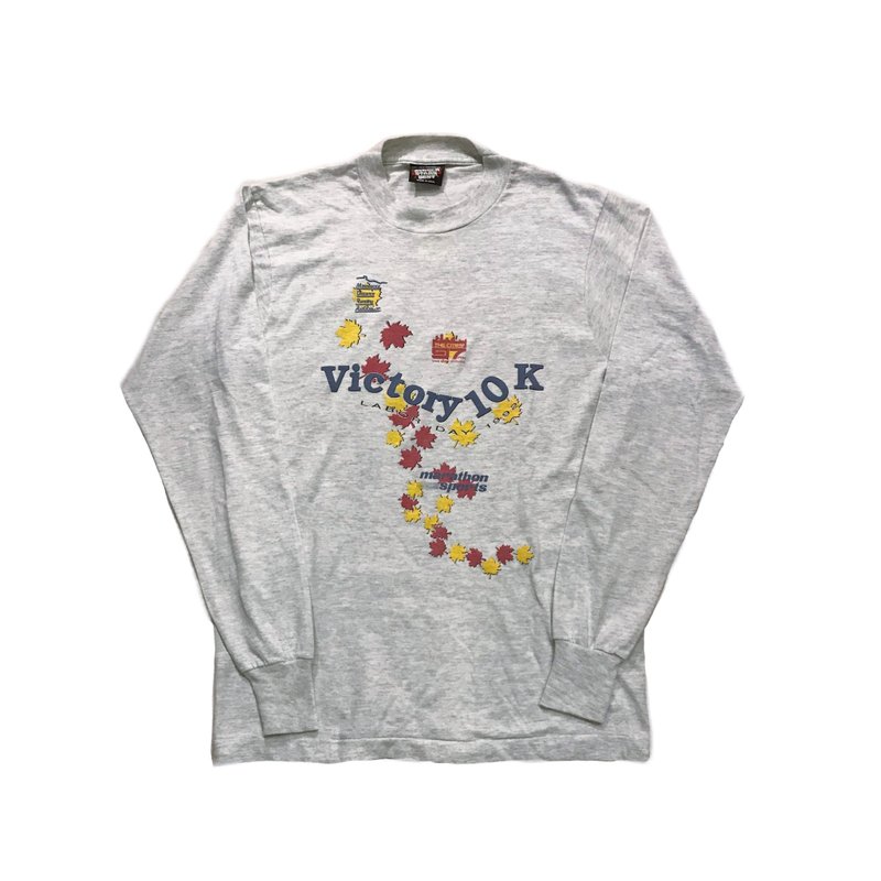 Vintage Long Sleeve T-shirt 馬拉松楓葉圖樣薄長袖 - 女上衣/長袖上衣 - 棉．麻 多色