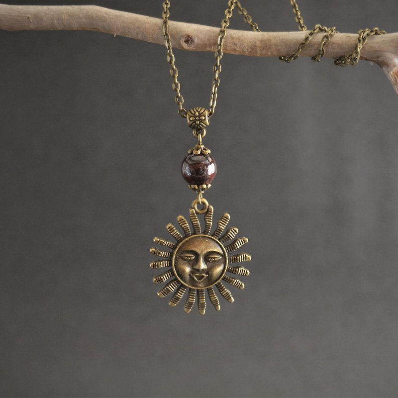 Garnet sun necklace Bronze sun natural garnet pendant necklace Gemstone jewelry - Necklaces - Gemstone Red