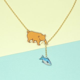 冬眠明けのクマのネックレス