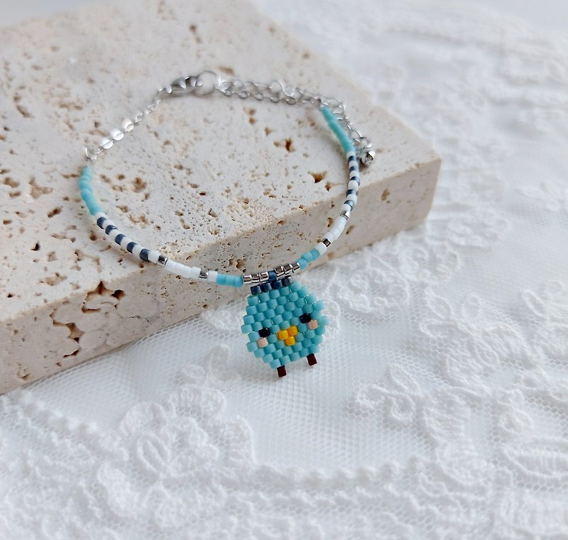 Little Bird bead bracelet in blue (Length 6 in. + 2 extension chain) - Bracelets - Precious Metals Blue