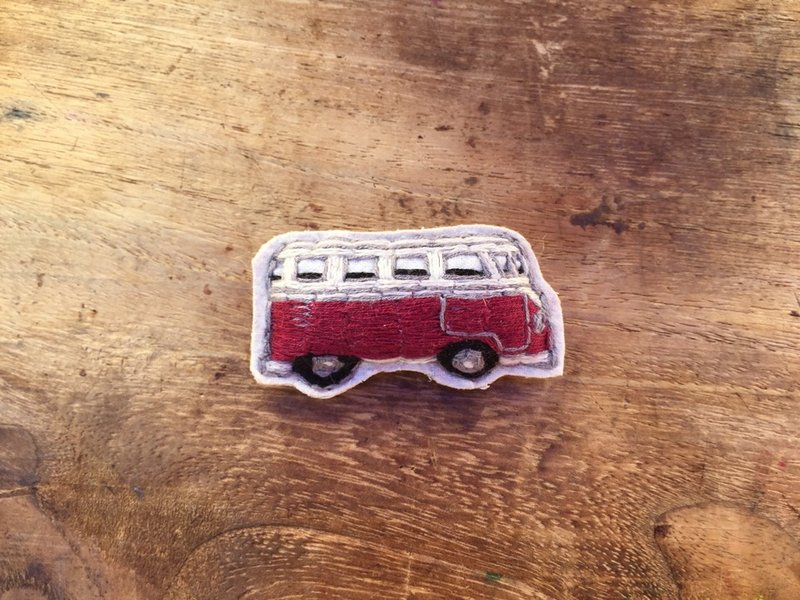旅遊系列 小巴士 小貨車 VAN (紅) / 手工刺繡 別針 胸針 扣針 - 胸針 - 繡線 紅色