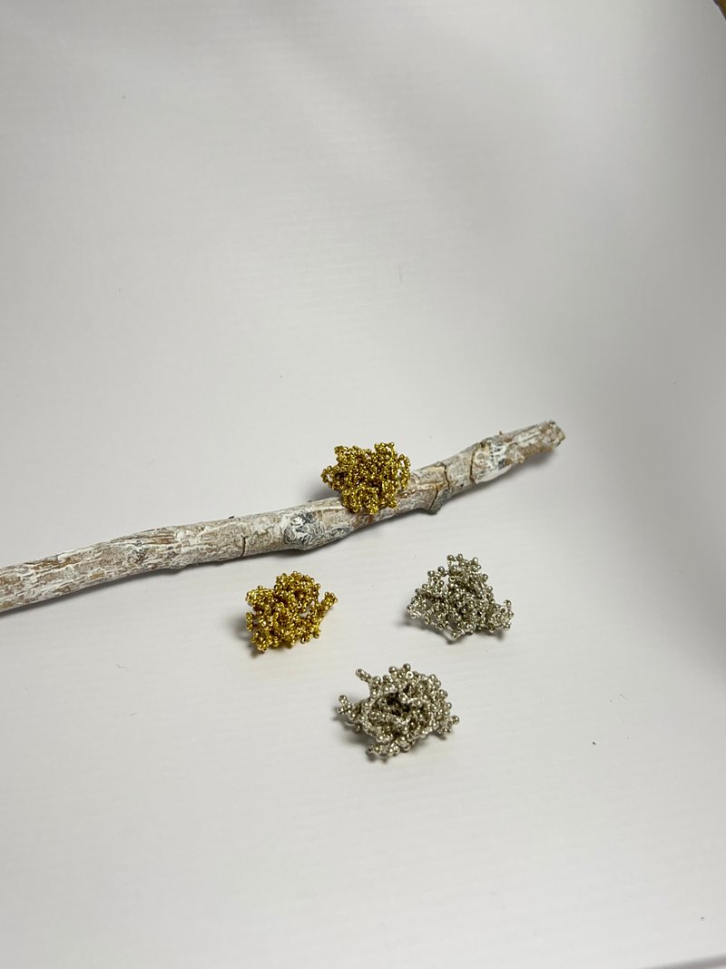 麝香木-纏繞系列 手工鉤織耳環 S925純銀耳針 - 耳環/耳夾/耳骨夾 - 其他材質 銀色