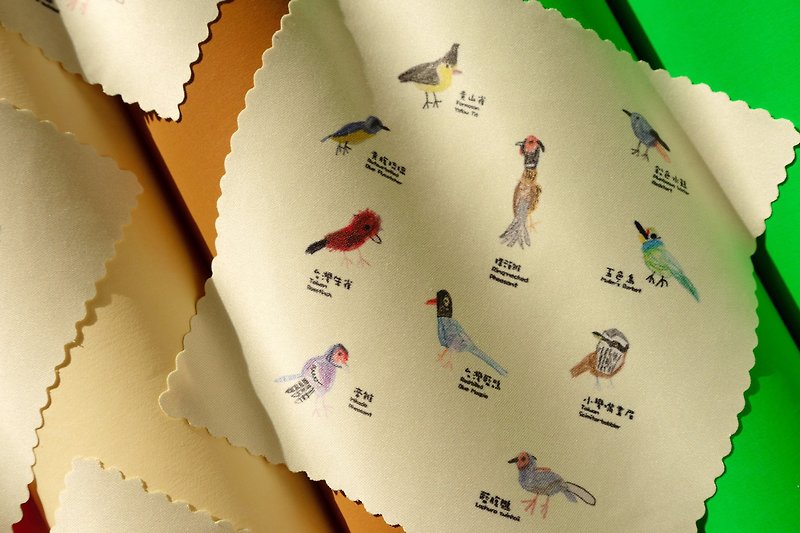 Hand-painted Taiwan bird illustration book universal wiping cloth to wipe clean cloth glasses cloth - Eyeglass Cases & Cleaning Cloths - Other Man-Made Fibers Yellow
