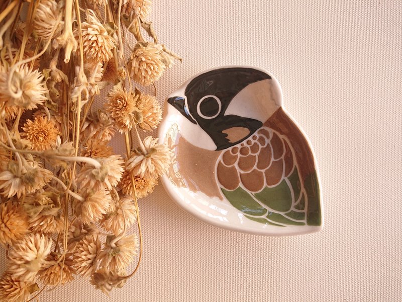 Hey! Bird friend! Pulsatilla bird shape dish - จานเล็ก - เครื่องลายคราม สีเหลือง