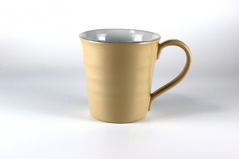 Masami Kagami Mug Vanilla - Mugs - Pottery Khaki