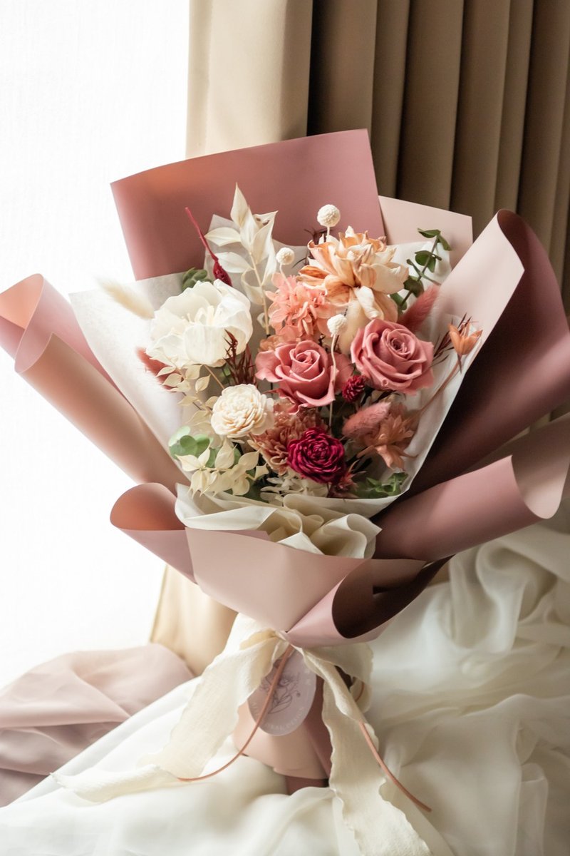 Retro and affectionate bouquet - Eternal flower gift | Valentine's Day gift (with bag) - Dried Flowers & Bouquets - Plants & Flowers 