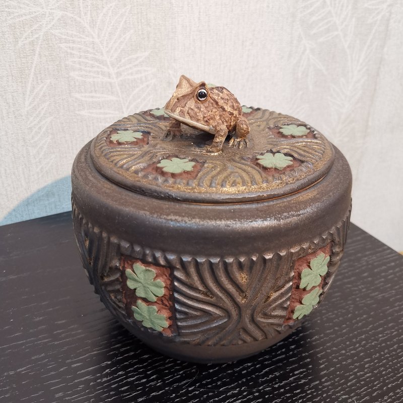 [Handmade Ceramics] Ceramic Horned Frog Tea Jar - Teapots & Teacups - Pottery Pink