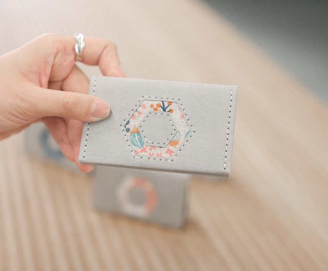 環境に優しく持続可能】紙製六角形パッチワーク名刺入れカードホルダー