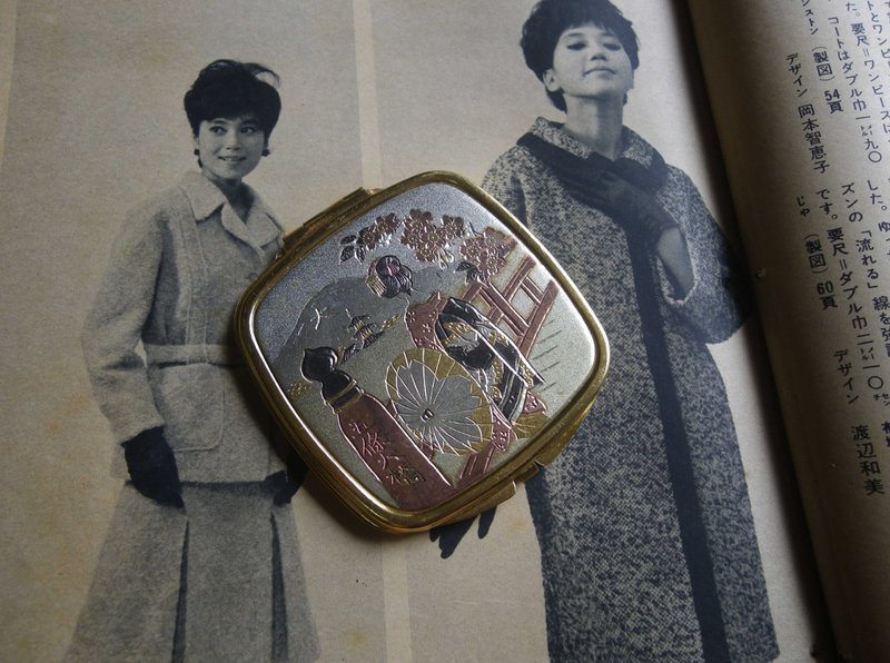 【老時光 OLD-TIME】早期日本銅鏡盒 - 擺飾/家飾品 - 其他材質 