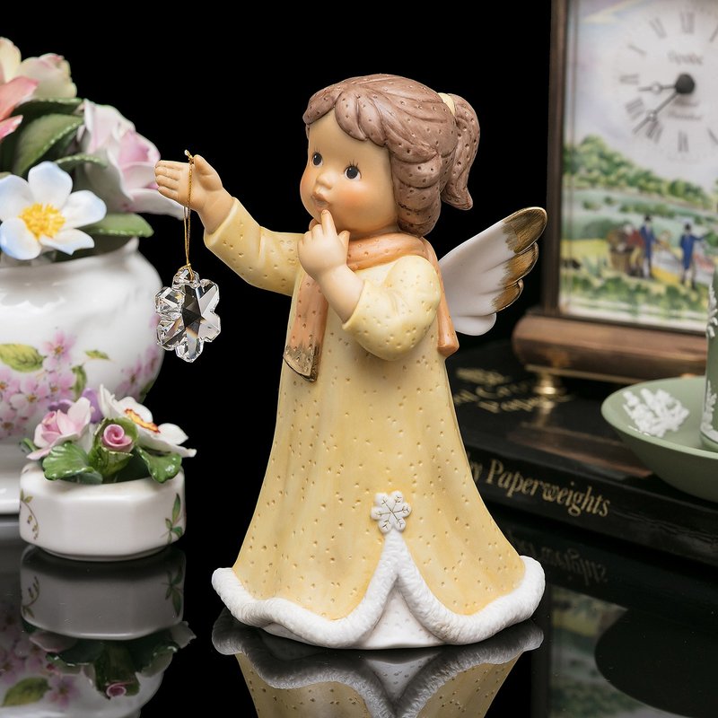 German Goebel prays for snowflakes, stars, crystal angels, ceramic statues, handmade dolls, blessing dolls - ตุ๊กตา - เครื่องลายคราม 