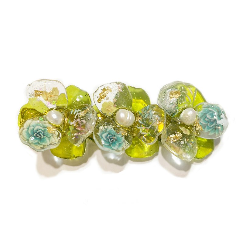Japanese resin summer jelly floral hair clip. Hair accessories