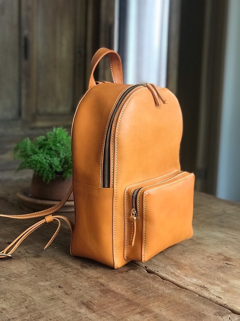 [Backpack after travel] vegetable tanned leather / color custom - Backpacks - Genuine Leather 