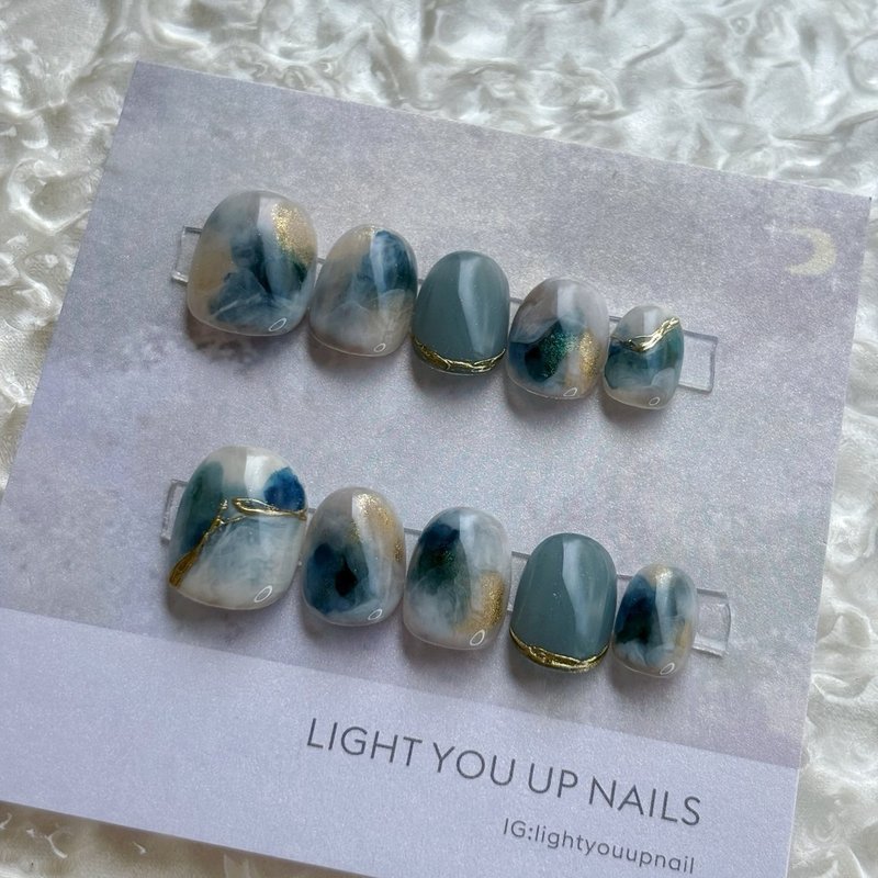 Landscape dyed tile nails/wearable nails/customized nail patches NA92 - ยาทาเล็บ - วัสดุอื่นๆ สีน้ำเงิน