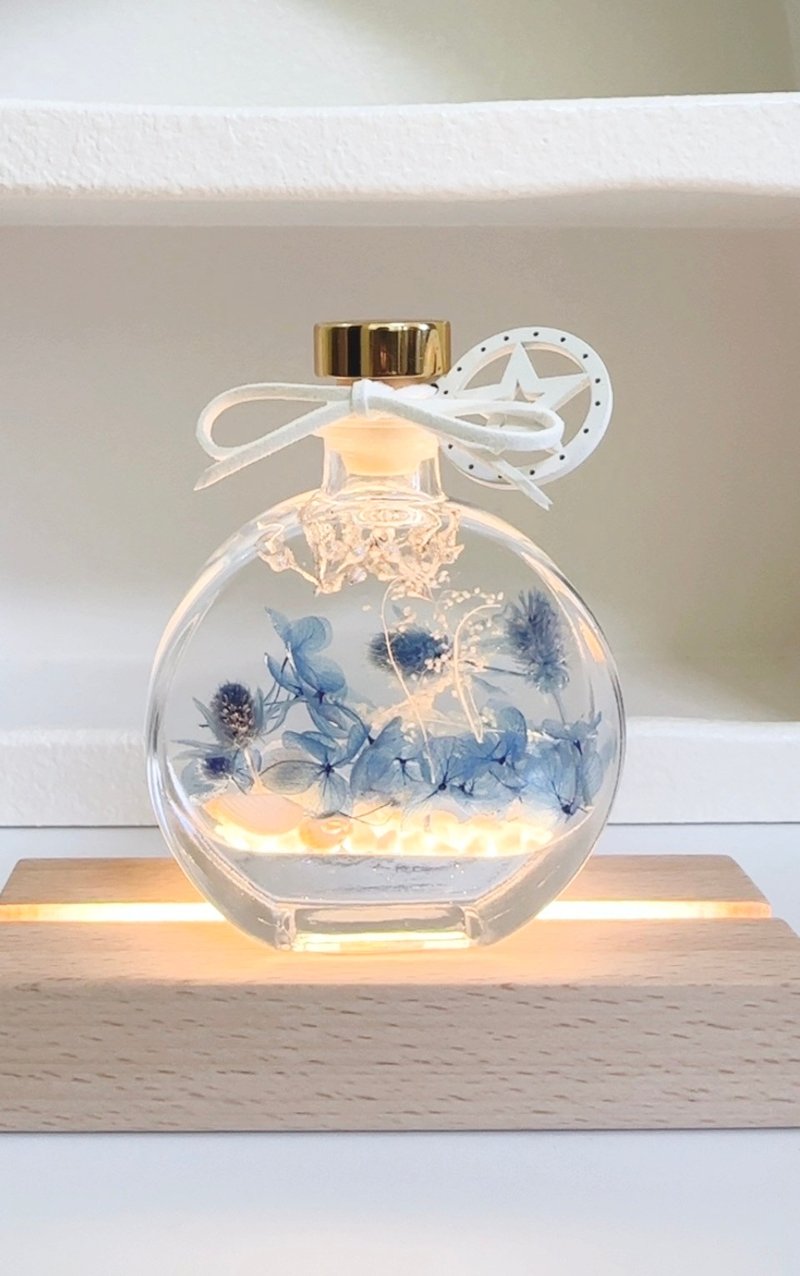 【聖誕禮物】浮游花瓶 夜燈 不凋花 乾燥花 交換禮物 聖誕裝飾 - 乾燥花/永生花 - 植物．花 