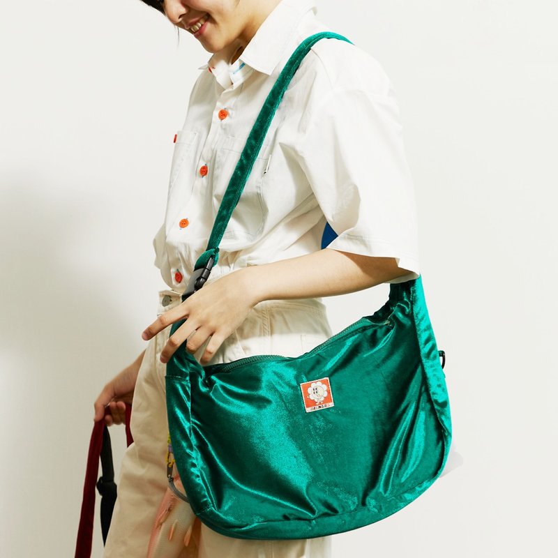 Super.5 - กระเป๋า Riddle Bag (สี Green Velvet) - กระเป๋าถือ - วัสดุอื่นๆ สีเขียว