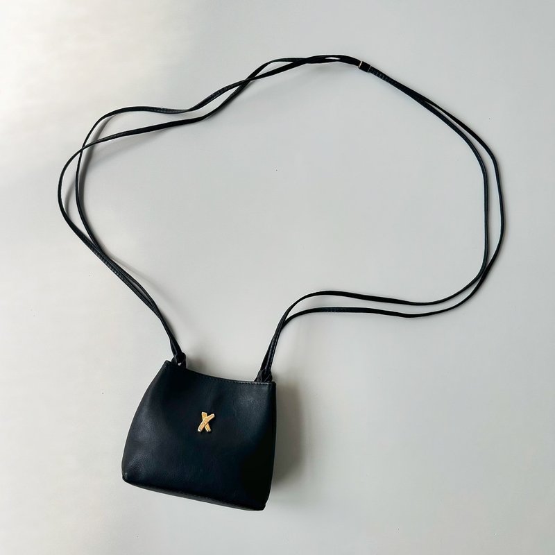 Old Bones By Paloma Picasso black mini side backpack C92 vintage - กระเป๋าแมสเซนเจอร์ - หนังแท้ สีดำ