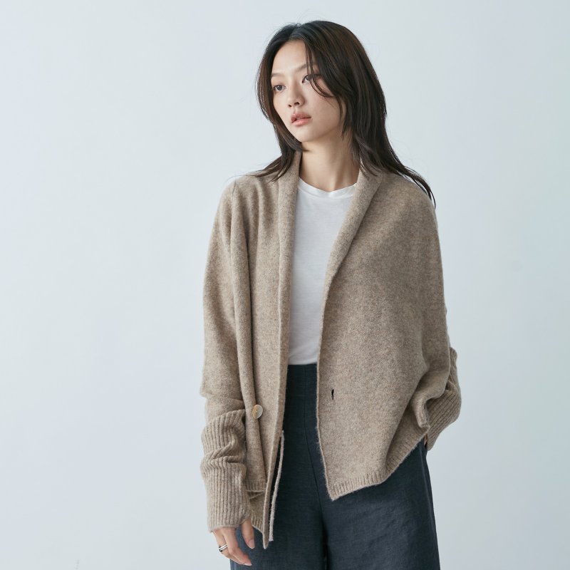 V-neck cross-button sweater jacket - nude - สเวตเตอร์ผู้หญิง - ขนแกะ สีกากี