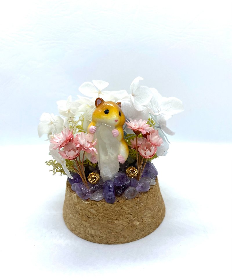 白雪花園-倉鼠與白水晶-手工玻璃罩公仔/水晶/乾燥花擺設 - 擺飾/家飾品 - 水晶 