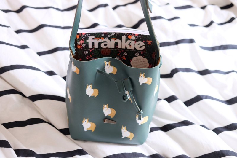 Corgi Bucket Bag - 側背包/斜背包 - 其他材質 綠色