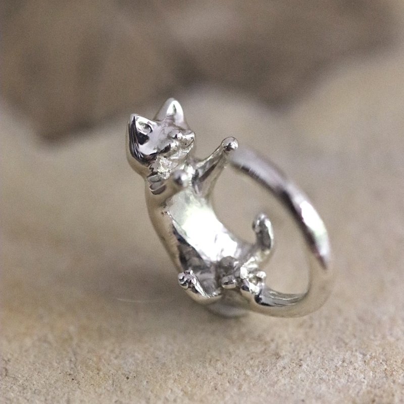 貓咪耳骨夾 躲貓貓款 - 耳環/耳夾/耳骨夾 - 純銀 銀色