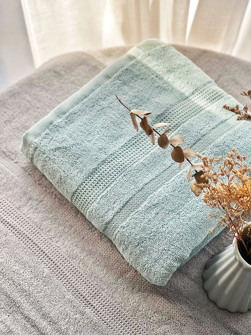 Bye bye mold - Tepori fiber bath towel 70×136CM - Towels - Cotton & Hemp 