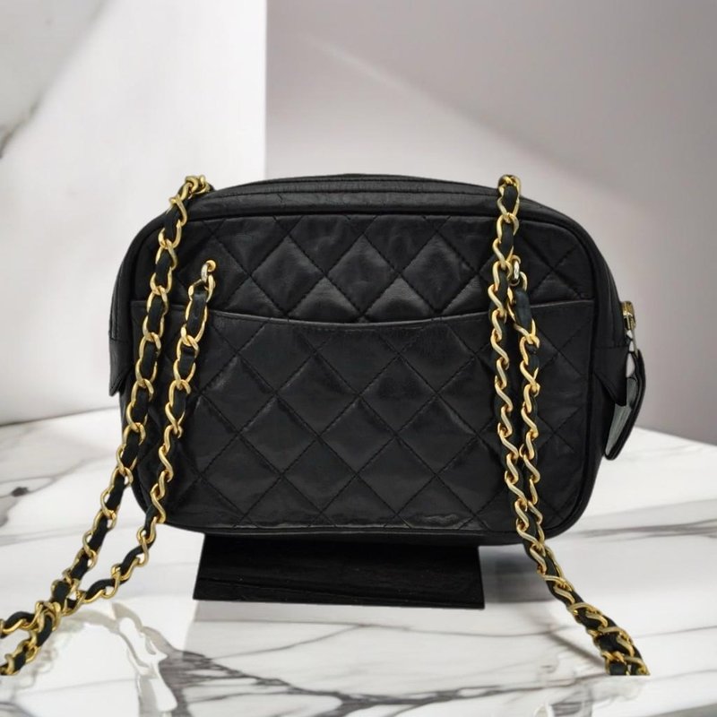 Rare second-hand Chanel black lamb leather gold chain camera bag shoulder side crossbody handbag - กระเป๋าแมสเซนเจอร์ - หนังแท้ สีดำ