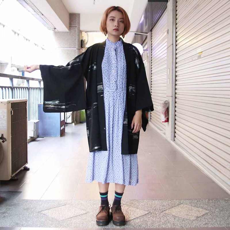 Tsubasa.Y Ancient House 002 Silent River Glitter Black Feather, Sleeve Jacket Kimono Japanese Style - เสื้อแจ็คเก็ต - ผ้าไหม 
