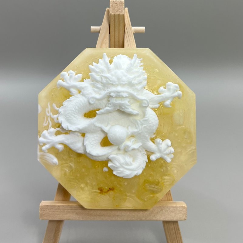 佛藝5行水晶擺飾 佛像擺飾(十八) 水晶擴香擺飾 開運水晶 附木架 - 擺飾/家飾品 - 樹脂 多色