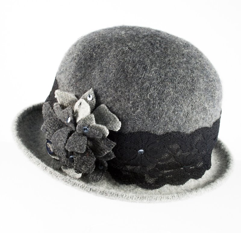 ITA BOTTEGA【Made in Italy】側邊花蕾絲裝飾羊毛鐘形帽 - 帽子 - 羊毛 灰色