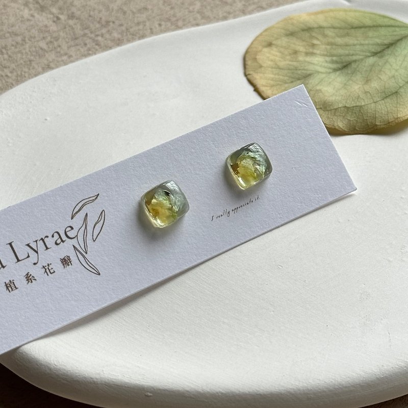 Ear needle earrings handmade 14k gold plated simple jewelry jasmine green tea - ต่างหู - วัสดุอื่นๆ สีน้ำเงิน