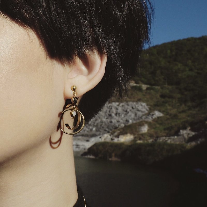 The Waltz - Earrings & Clip-ons - Gemstone Gold