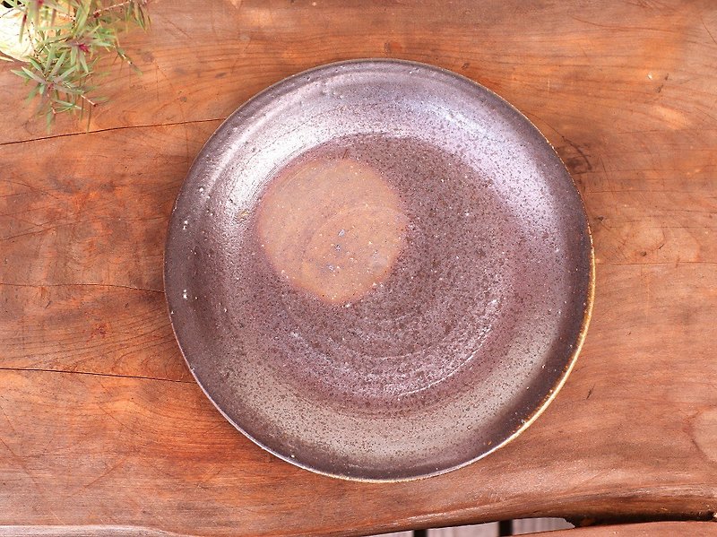 Bizen ware plate (21cm) sr3-079 - จานและถาด - ดินเผา สีนำ้ตาล