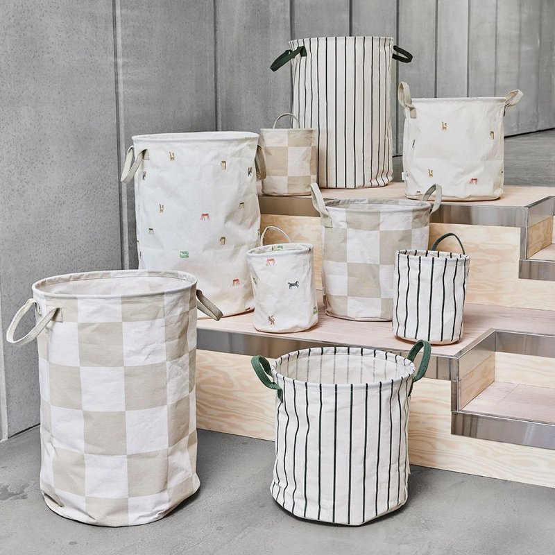 OYOY Raita Striped Laundry Storage Basket - กล่องเก็บของ - เส้นใยสังเคราะห์ หลากหลายสี