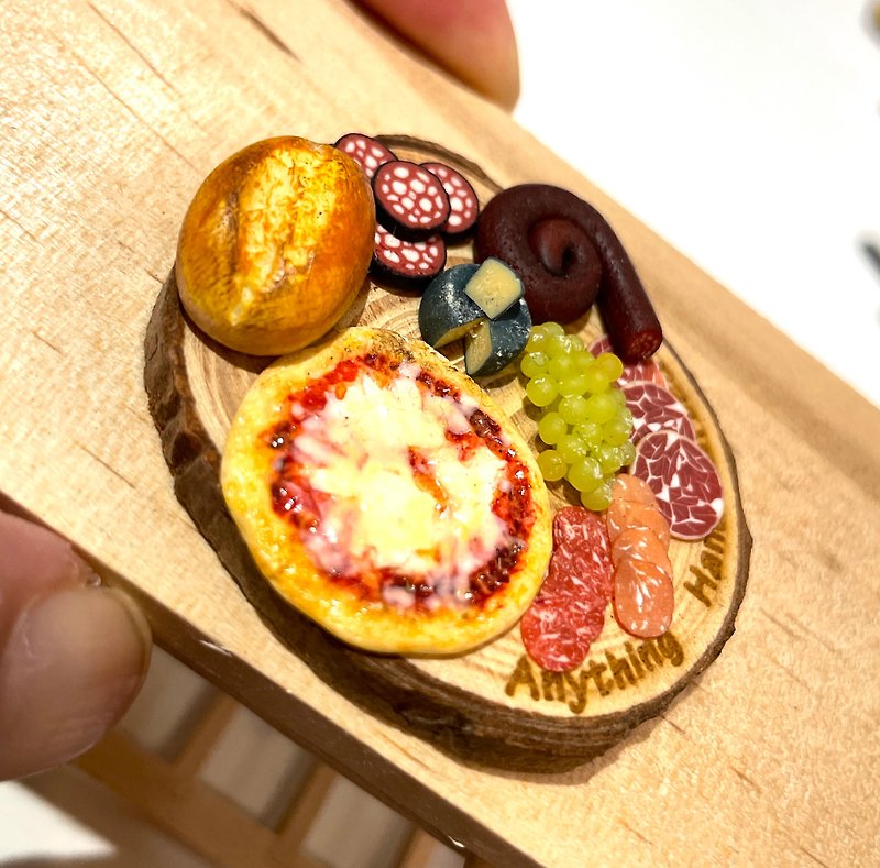 Other Materials Items for Display - Pocket Miniature 1:12 Italian-French Bread Plate Set B