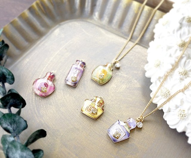 Perfume bottle necklace 香水瓶のネックレス - ショップ Little