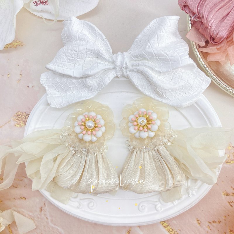 Japanese flower skirt ribbon earrings - Earrings & Clip-ons - Polyester White