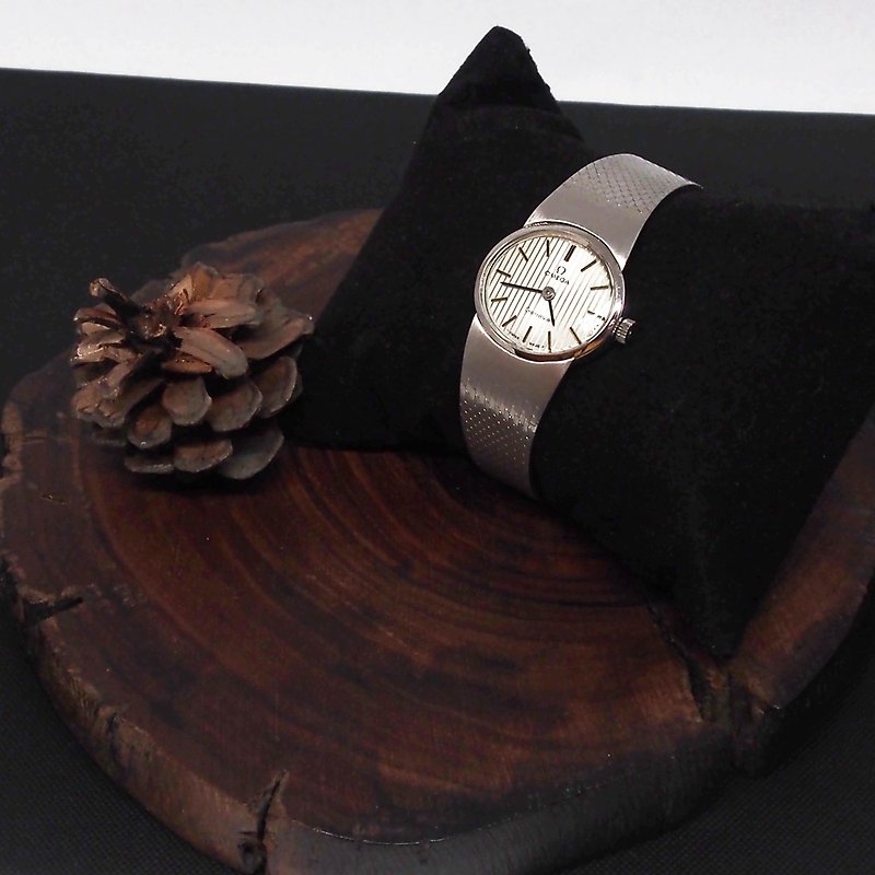 1972年オメガの機械式時計シルバーエレガントモデル - 腕時計 - 金属 シルバー