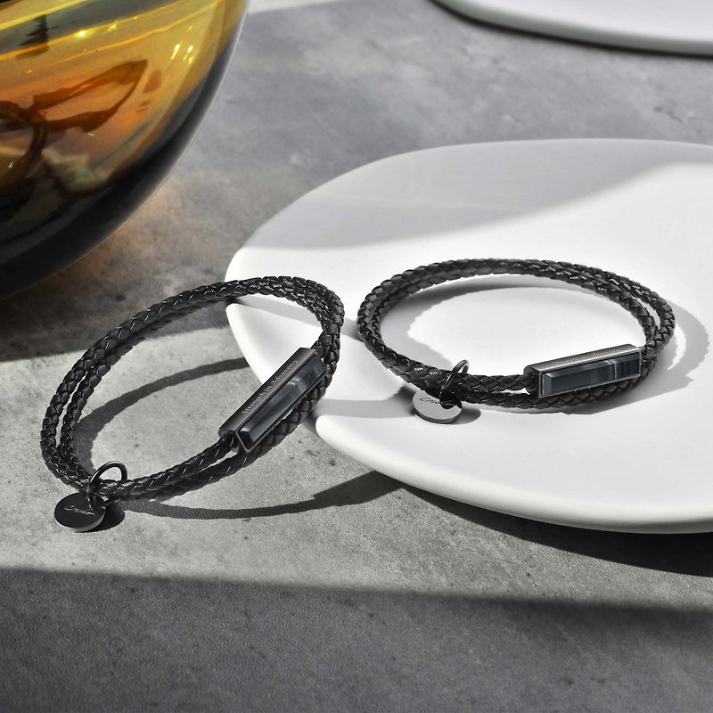 Ricordi 客製化刻字 皮革天然石寶石手環 (藍虎眼石) - 手鍊/手環 - 真皮 黑色