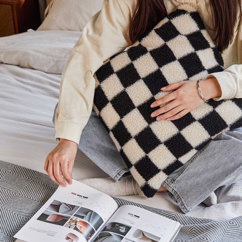 Chessboard Cushion - หมอน - วัสดุอื่นๆ หลากหลายสี