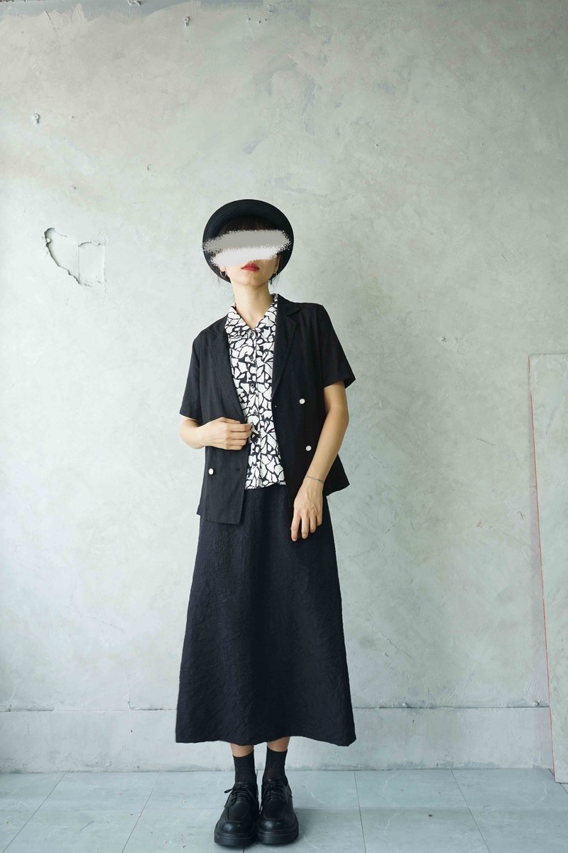 尋寶古著-黑色亞麻料簡約短袖西裝外套 - 女西裝外套 - 棉．麻 黑色