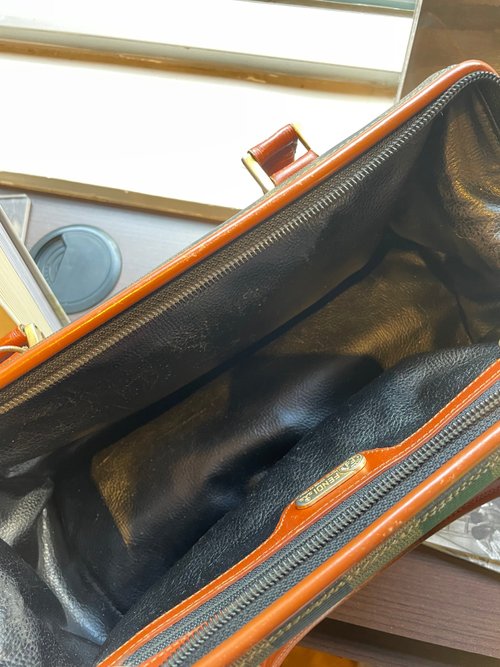 【サム】FENDI ストライプデザイン ボストンバッグ 500x0.jpg