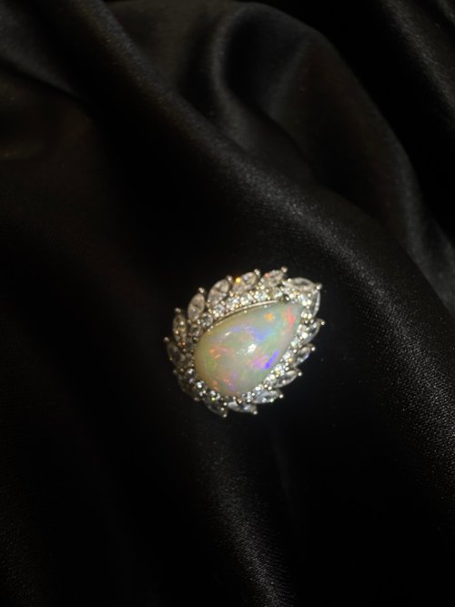 世界。超希少な大粒オパール。オパールリング s925 オパールシルバー