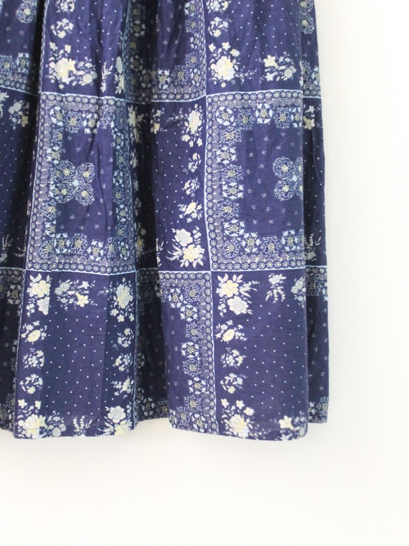 Vintage Summer Pastoral Wind Floral Blue Cotton Vintage Dress Vintage Skirt - Skirts - Cotton & Hemp Blue