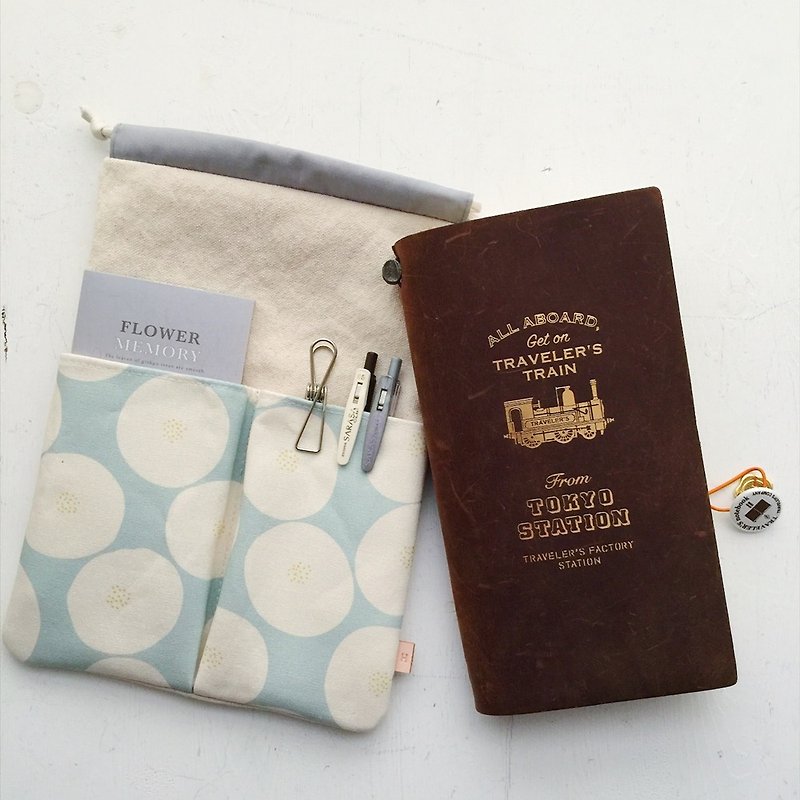 Round flower front pocket storage bag - light green (tn/hobo/MD/diary/notebook/hand account) - สมุดบันทึก/สมุดปฏิทิน - ผ้าฝ้าย/ผ้าลินิน สีเหลือง