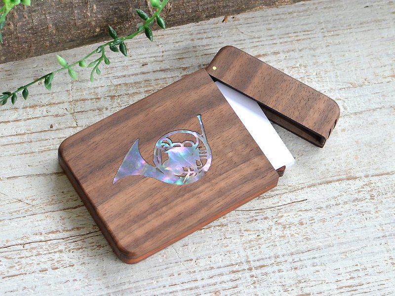 Wooden business card holder [horn] walnut - ที่เก็บนามบัตร - ไม้ 
