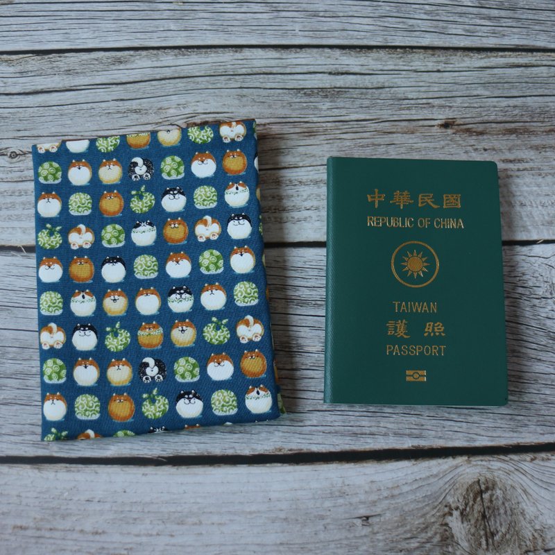 [Dogs] Passport cover, passport holder, passport bag is a must-have when going abroad - ที่เก็บพาสปอร์ต - ผ้าฝ้าย/ผ้าลินิน สีน้ำเงิน