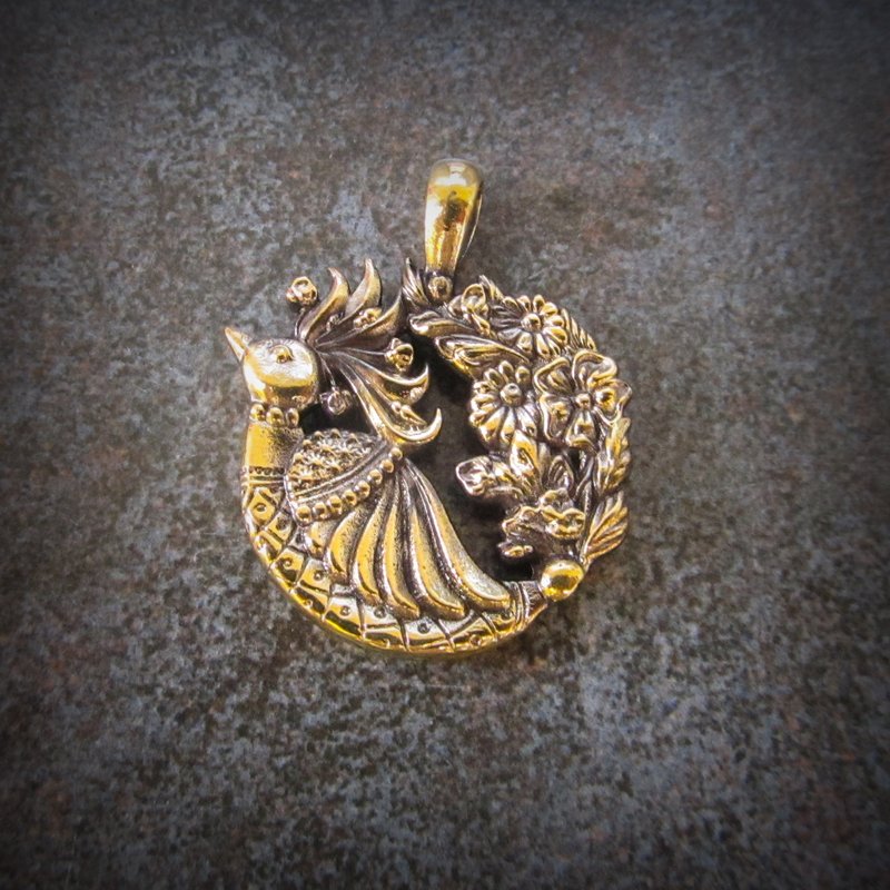 Peacock brass Necklace pendant,Vintage brass peacock Bird jewellery charm, bird - Charms - Copper & Brass Gold