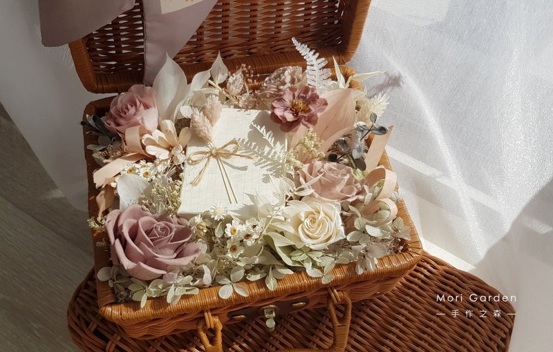 Picnic basket series | Picnic flower gift box with straps (three sizes in total) - Dried Flowers & Bouquets - Plants & Flowers 