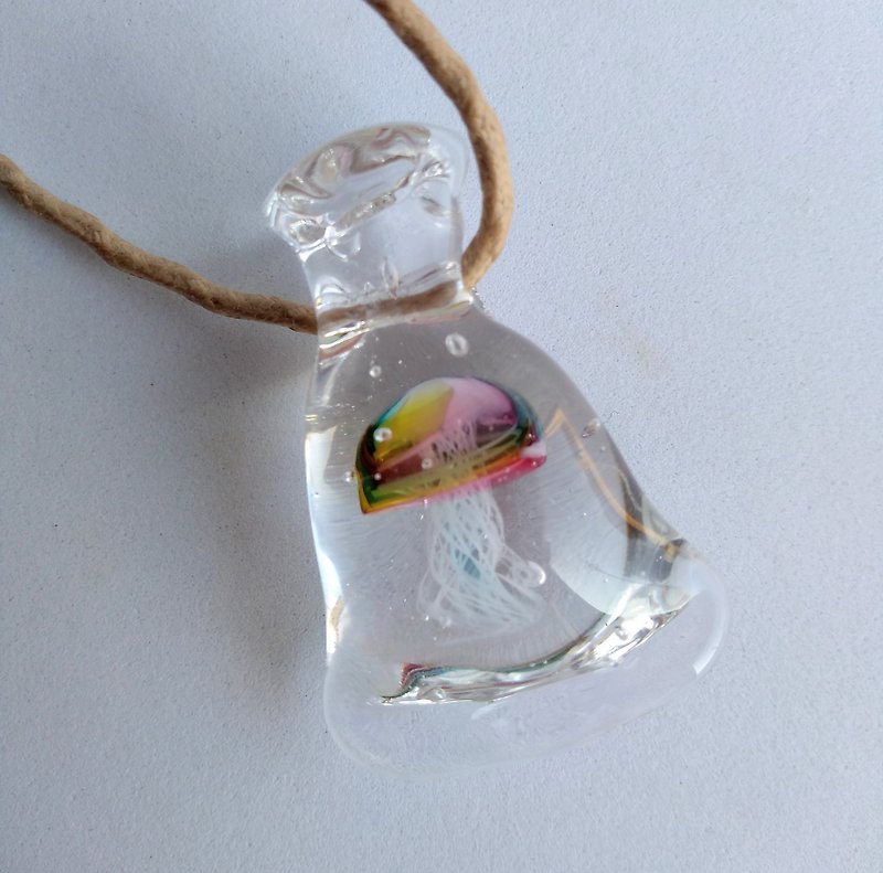 Jellyfish in bag - Necklaces - Glass Multicolor